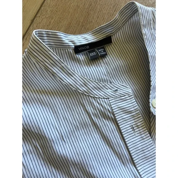 Vince Striped‎ Sleeveless Blouse Tunic XXS Button Front Top - Picture 4 of 7